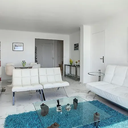 Ref 1769 - - Sea View Penthouse For Rent *
